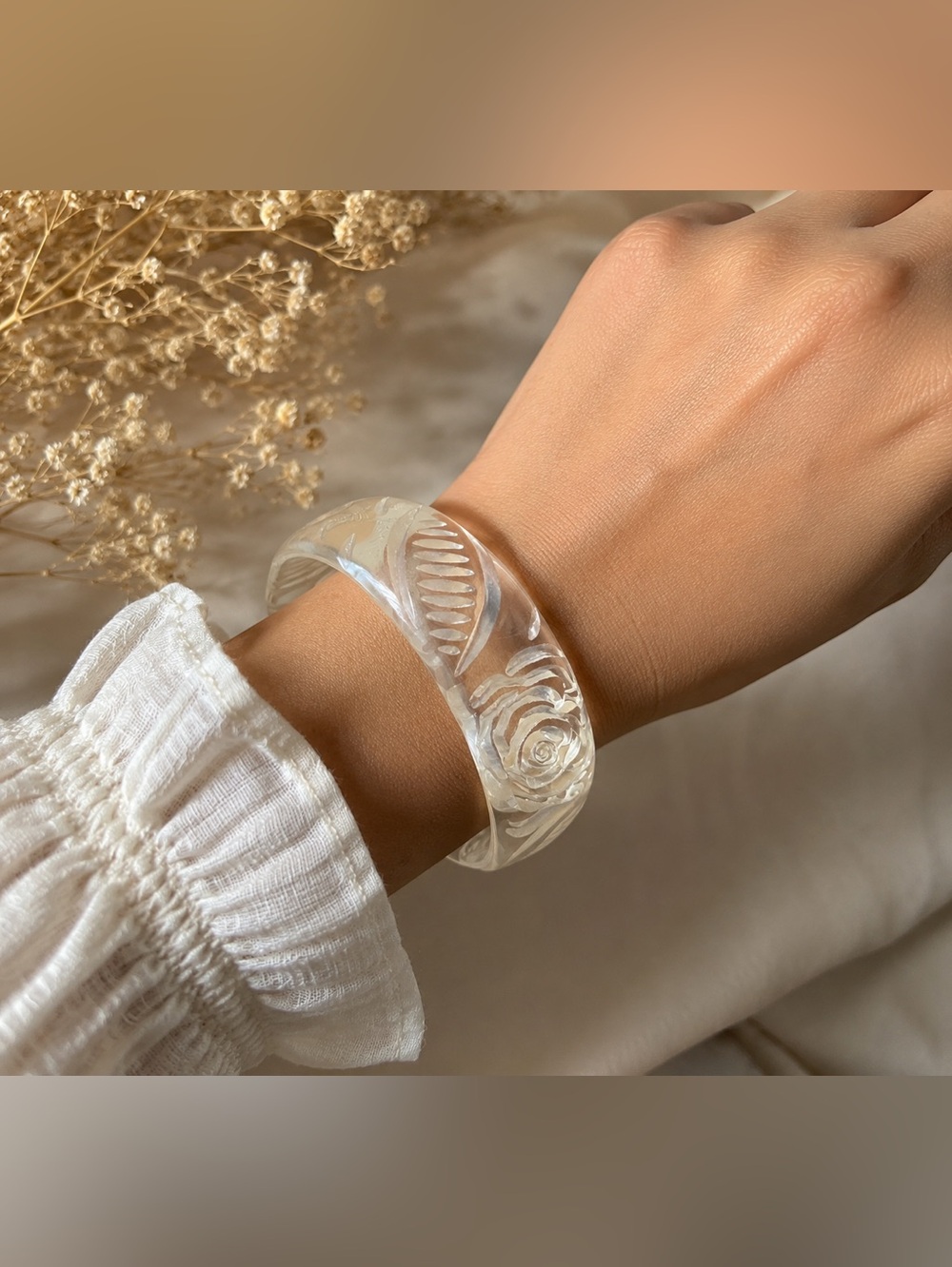 Boho Clear Flower and Leaf Carved Resin Bangle Bracelet